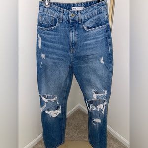 Zara Highwaisted Jeans Size 4